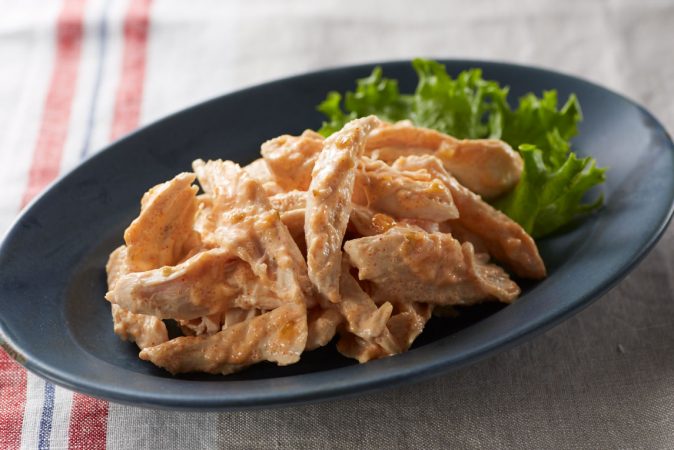 茹で鶏のめんたいマヨ和え レシピ記事 | 明太子の島本